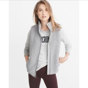 Abercrombie & Fitch Sherpa Vest